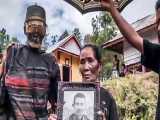 مراسم عجیب و ترسناک از نبش قبر در اندونزی