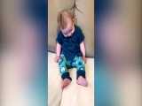 کارهای خنده دار نوزاد های خوشگل بامزه - Funny Baby Falling Down