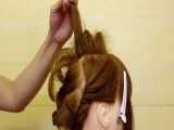آموزش مدل مو دخترانه برای موهای باب کوتاه- مومیس مشاور و مرجع تخصصی مو 