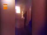 داخل کنسولگری ایران در نجف پس از به آتش کشیده شدن توسط مهاجمان نقابدار 