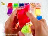 مخلوط کردن اسلایم های رنگی در خانه برای کودکان