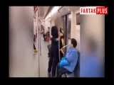 مرد بدون ماسک در چین از مترو بیرون کشیده می‌شود 