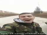 لحظه اعلام آزادی کامل حی الزهرا در حلب و خوشحالی سرباز ارتش سوریه