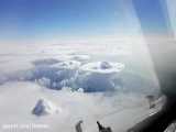 پرواز بر فراز ابرها از درون کاکپیت هواپیما