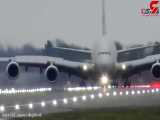 فرود هولناک هواپیمای مسافربری غول پیکر در طوفان شدید