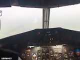 تصادف عقاب با شیشه کابین خلبان هواپیما هنگام فرود در گرگان