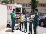 اهدا گل به کادر درمان بیمارستان امام خمینی