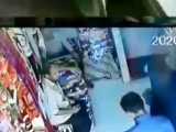آتش گرفتن ناگهانی موبایل در جیب فروشنده مغازه پتو فروشی در قم