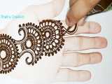 روش طراحی حنا روی دست عروس خانوم ها شماره 16