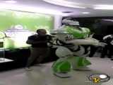 رقص رباتیک با آهنگ ایرانی
