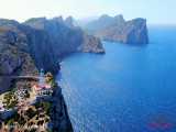 تصاویر پهپاد از مناظر زیبای فانوس دریایی فورمنتور - مایورکا - اسپانیا