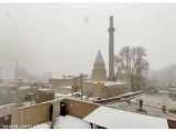 مسجد جامع نطنز زیر بارش برف