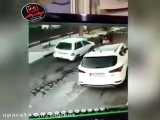 کیف قاپی ناموفق با واکنش سریع خانم عابرپیاده در اسلامشهر