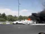 تصادف همراه با آتش سوزي دو خودرو در اتوبان بابایی تهران - امروز