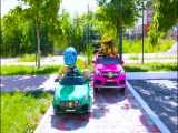 مسابقه ماشین سواری کودکان / بازی کودکانه