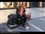 نوازنده معروف ایرانی در خیابان های ترکیه