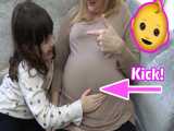 لمس لگد زدن بچه در شکم مادر