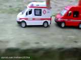 ماشین بازی کودکانه با سنیا - سقوط ماشین پلیس به دریاچه