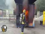 آموزش و تمرین آتش نشانان در هنگام آتش سورزی و انفجار خانه