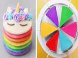 آموزش تزیین کیک:: ایده‌های جذاب برای تزیین کیک شکلاتی:: کیک رنگین کمانی