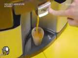 فناوری☆•دستگاهی که بعدازگرفتن آب پرتقال پوستش تبدیل ب لیوان یکبارمصرف میشه