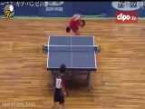 بازی تنیس روی میز دو کودک ژاپنی