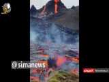 خروج مواد مذاب از آتشفشان ایسلند