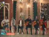 ویدیو کلیپ اهنگ خواندن دسته جمعی با گیتار کلاسیک