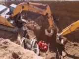 مرگ یک کارگر در کانال در حال حفر