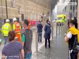 نمایی دیگر از آتش سوزی مهیب در ایستگاه قطار انگلیس و ترس و وحشت مردم