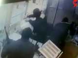 فیلم لحظه سرقت مسلحانه از یک طلافروشی در پلدختر