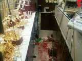 فیلم درگیری مسلحانه سارقان طلا فروشی اسلامشهر / مردم به آنها حمله کردند