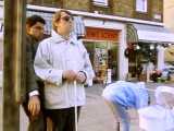 مرد نابینا در ایستگاه اتوبوس کلیپ خنده دار Mr. Bean Official