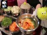 نودل تند با سبزیجات تازه - غذای خیابانی کره ای - کره جنوبی - کره - غذا - موج کره ای 