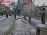 حضور نیروهای مسلح با تانک جهت کمک به مردم گرفتار در برف