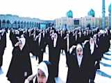 او خیلی تنهاست