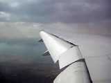 فرود هواپیما در فرودگاه امام خمینی تهران، از دریچه دوربین هواپیما