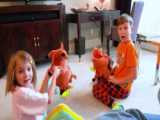 برنامه کودک - مکس و کیتی- ماشین ها و چرخ های اسباب بازی -بانوان سرگرمی کودک