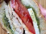 آموزش خوشمزه ترین ساندویچ مرغ و سس سزار با بهنام رستمی