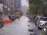سیلاب مترو و خیابان های نیویورک را به زباله دانی تبدیل کرد!