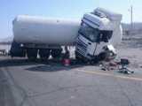 تصادفات شدید تریلی و کامیون ها در بازی جنجالی BeamNG drive