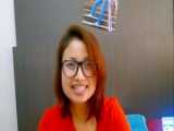 ری اکشن گربه ها به ناز کردن توسط دختر ایرانی