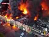 آتش سوزی در مجتمع خرید در پایتخت لهستان