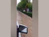 سیلاب وحشتناک در  خیابان سیدی مشهد