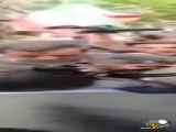 احمدی نژاد و فشار محبت هواداران