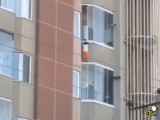 سقوط کودک به کف خیابان
