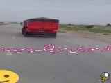 ماوریس مترلینک سوال کردن که از دوست بهتر است یا از خواهر و برادر